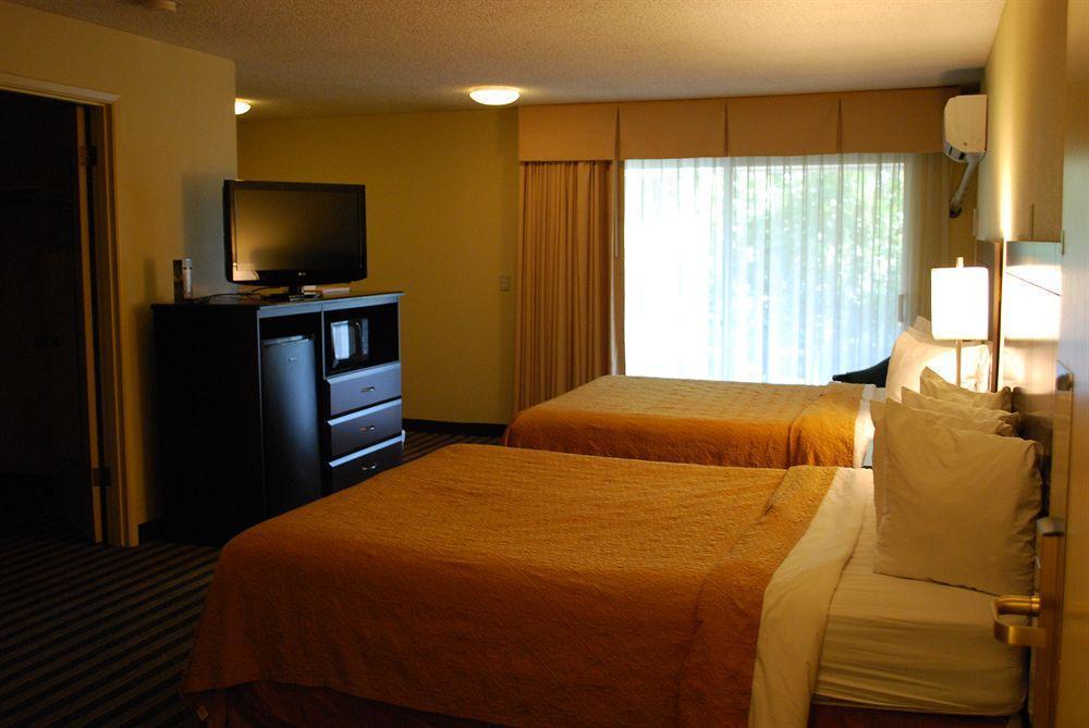 Quality Inn & Suites Vancouver - Hazel Dell Zewnętrze zdjęcie